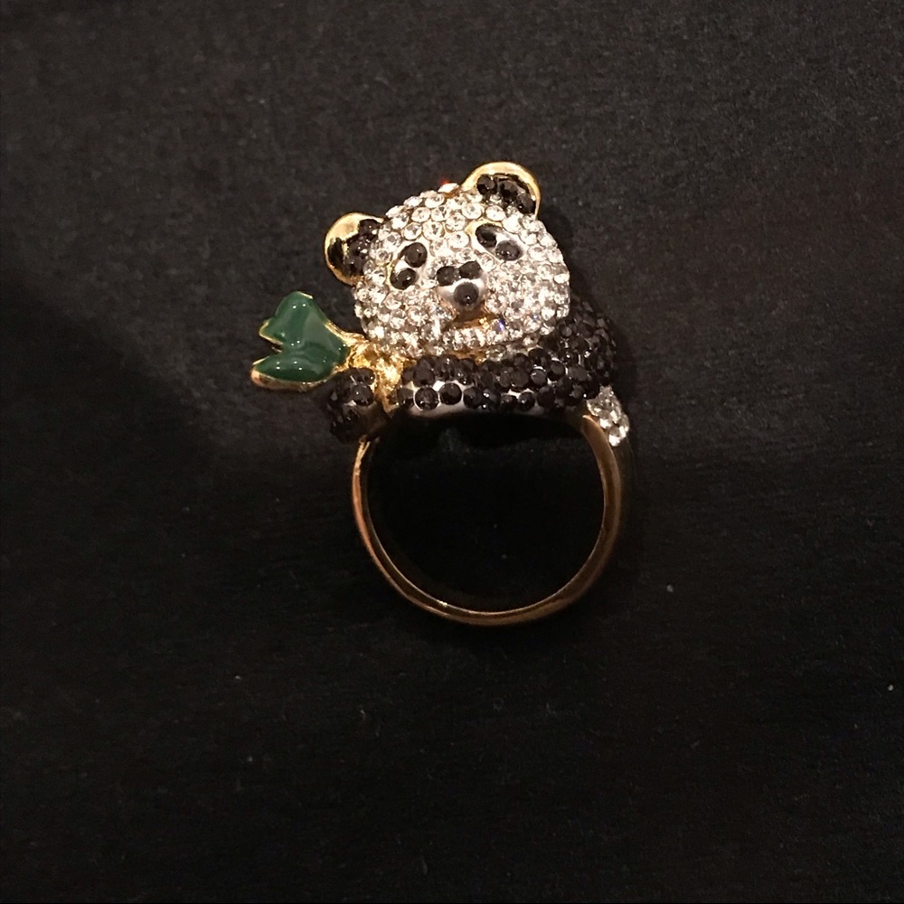 Panda Ring